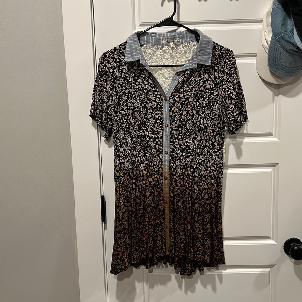 buckle top